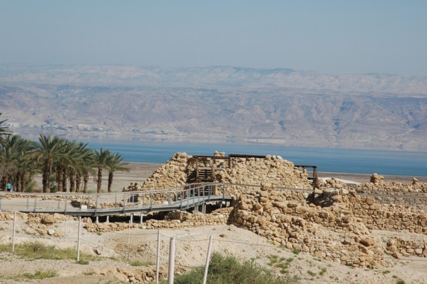 Qumran fortifications