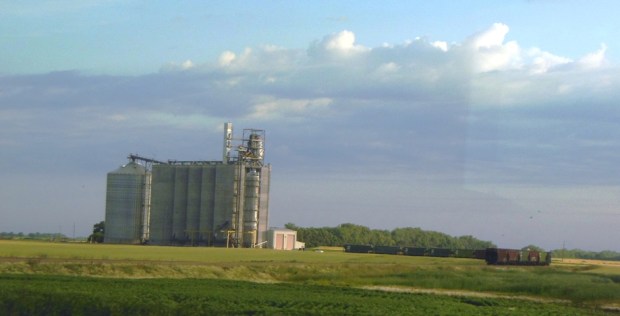 Grain elevators and railroad cars
