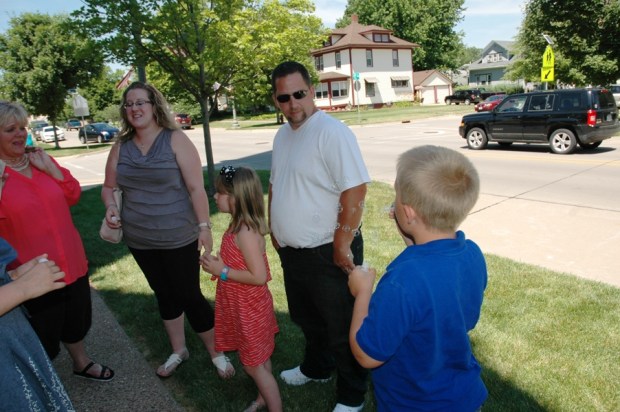 Amanda with her husband Stephen, daughter Brooke and son Aidan.