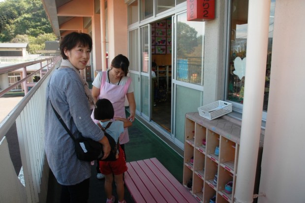 we visited Anna at her school. 