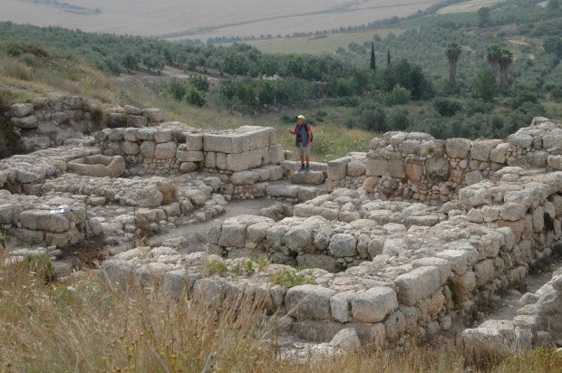 The six-chambered city gate at Gezer