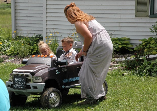 And finally the miniature bridesmaid and groomsman.