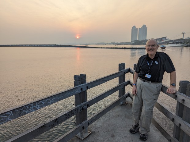 Last morning, a seaside stroll.