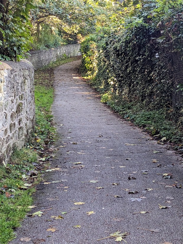 First stop was Holy Trinity Church - Headington Quarry, down at the end of this lane.